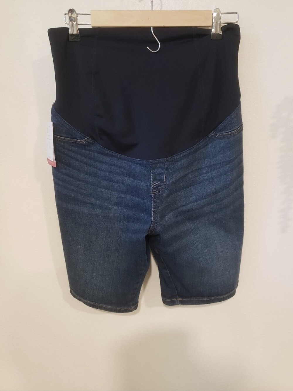 Maternity jean shorts crossover belly panel NEW Size 6 Isabel Maternity Bermuda